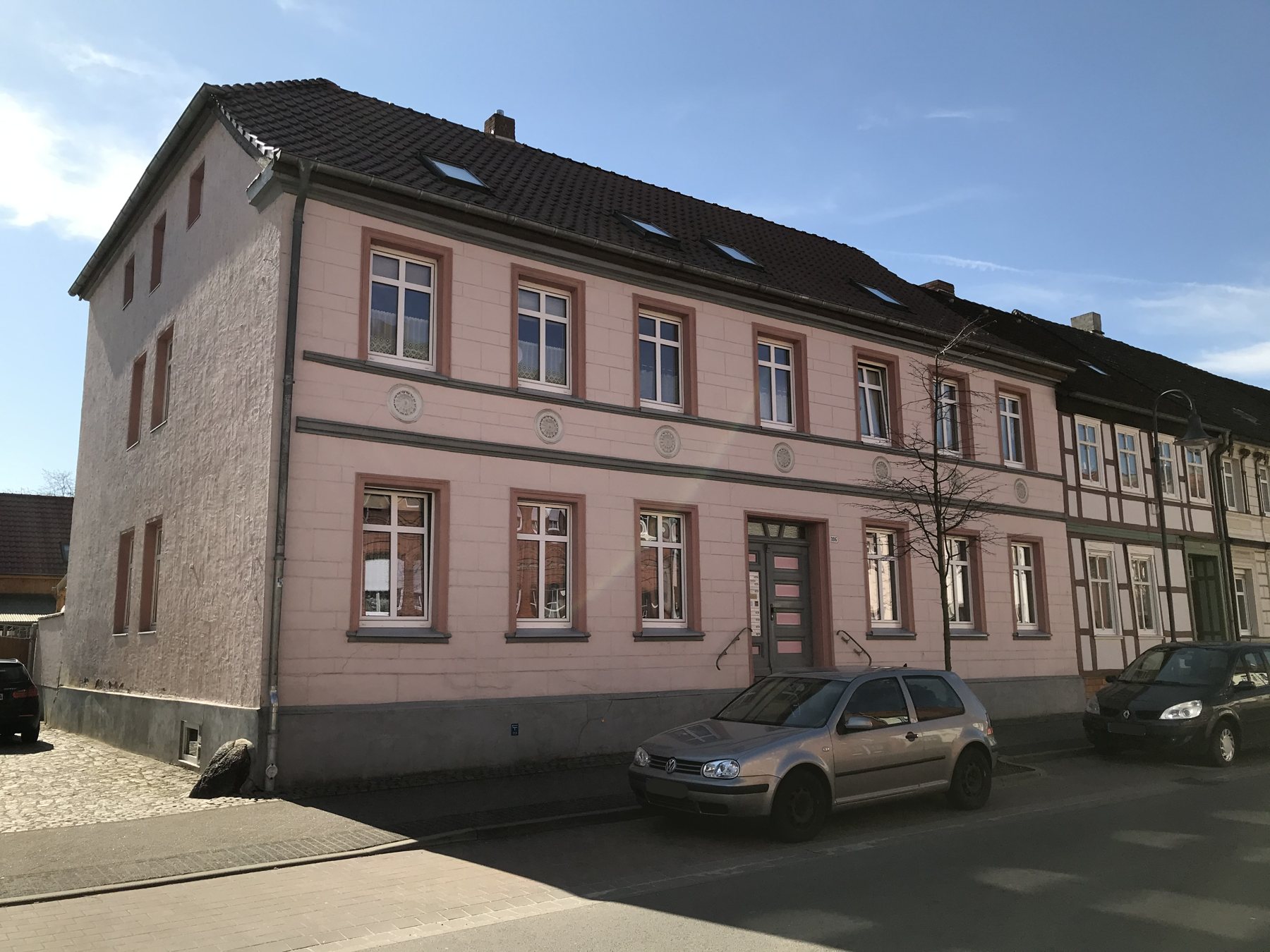 Top renovierte 2-Raum-Wohnung mit Südbalkon in Arendsee