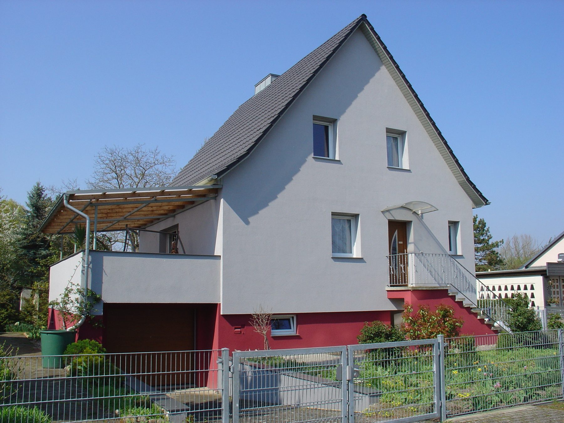 Kernsaniertes Einfamilienhaus mit sonnigem Süd-West-Grundstück